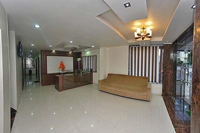 Hotel Jain Residency 舍地 外观 照片